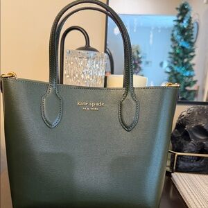 NWOT kate spade dark green Saffiano leather tote-bleaker bag